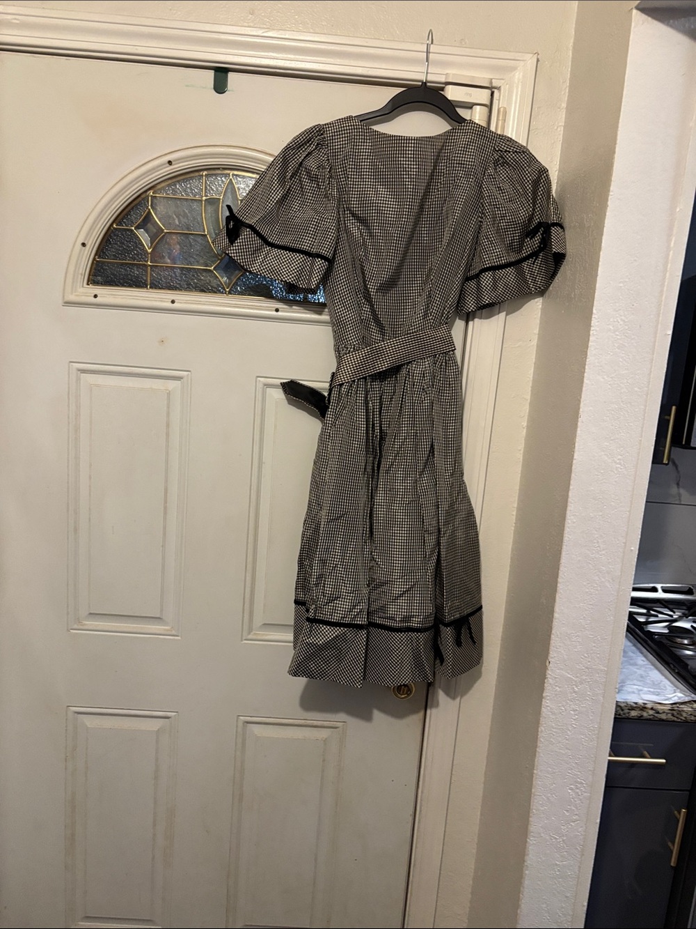 Black and White Gingham Midi Wrap Dress with Puff Sleeves- P2P17, waist 11,Len39